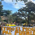 Movilización de personas en Medellín en apoyo al Gobierno Petro