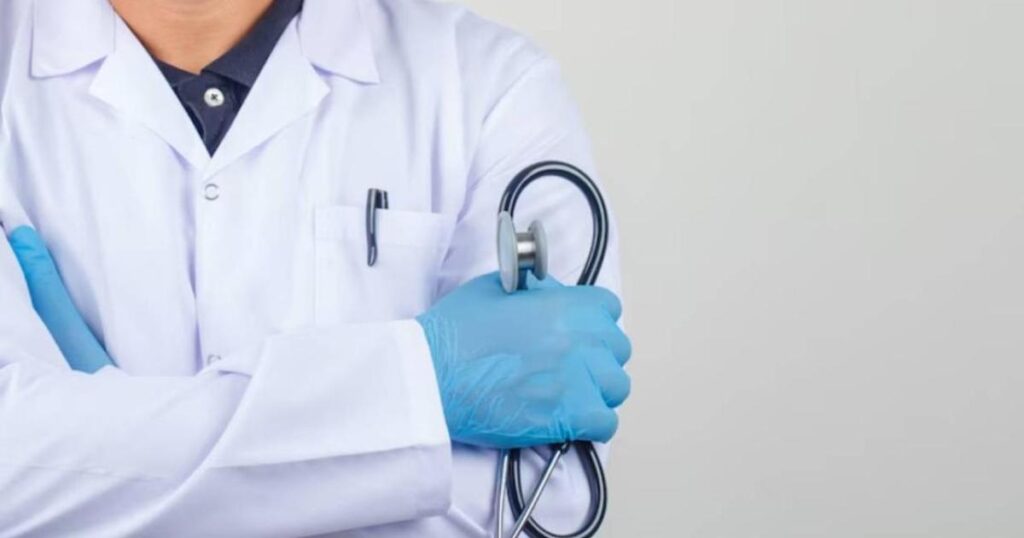 Denuncian falencias en la atención prestada a adulta mayor en el Hospital San Rafael de Itagüí, autoridades del centro médico responden