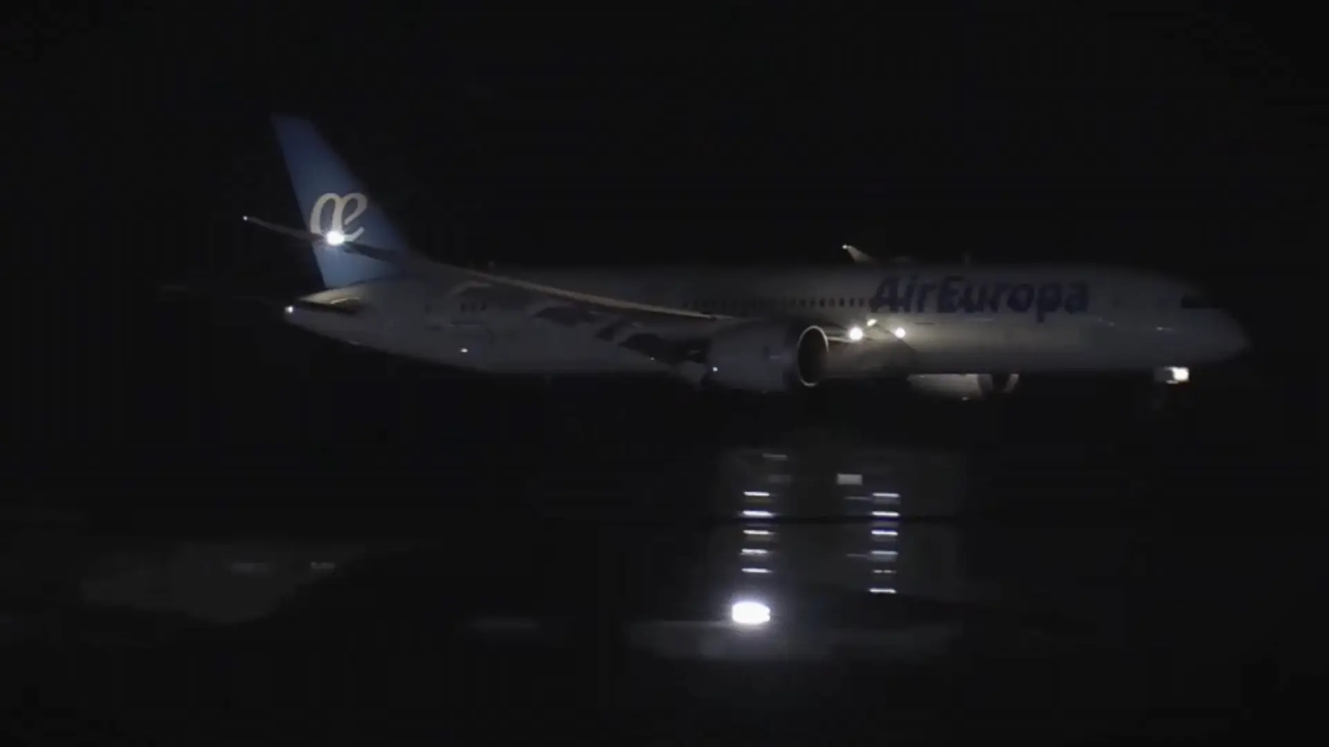 Aterriza en Venezuela el primer vuelo de la española Air Europa desde finales de noviembre Aterriza en Venezuela el primer vuelo de la española Air Europa desde finales de noviembre