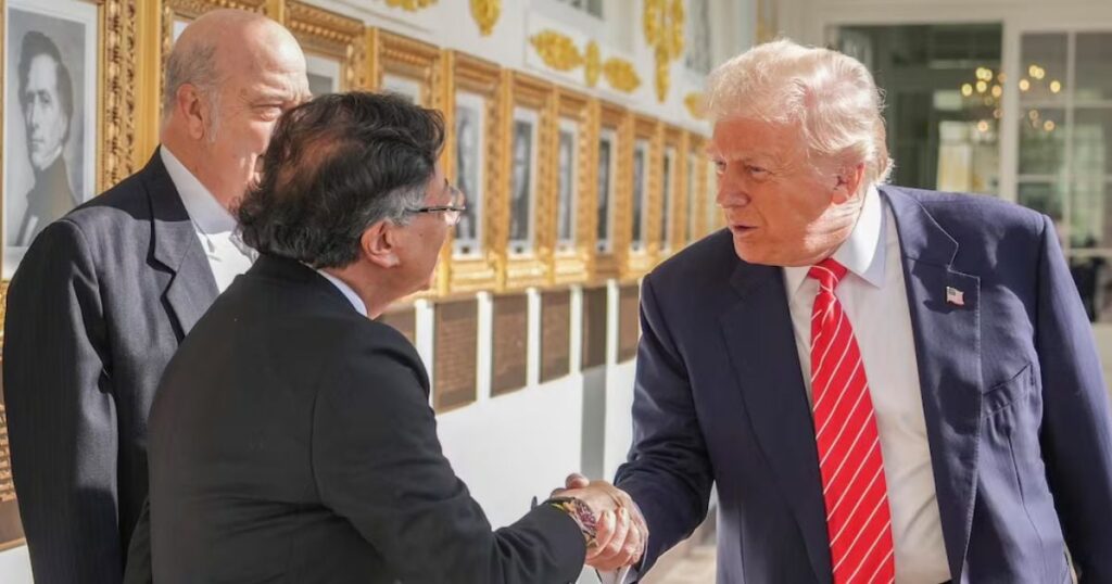 Crónica del encuentro entre Trump y Petro, quien por primera vez en casi 4 años llegó antes de la hora a una cita