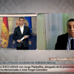El abogado de la presunta víctima de José Ángel González detalla la agresión en una vivienda ministerial: «Logró zafarse»