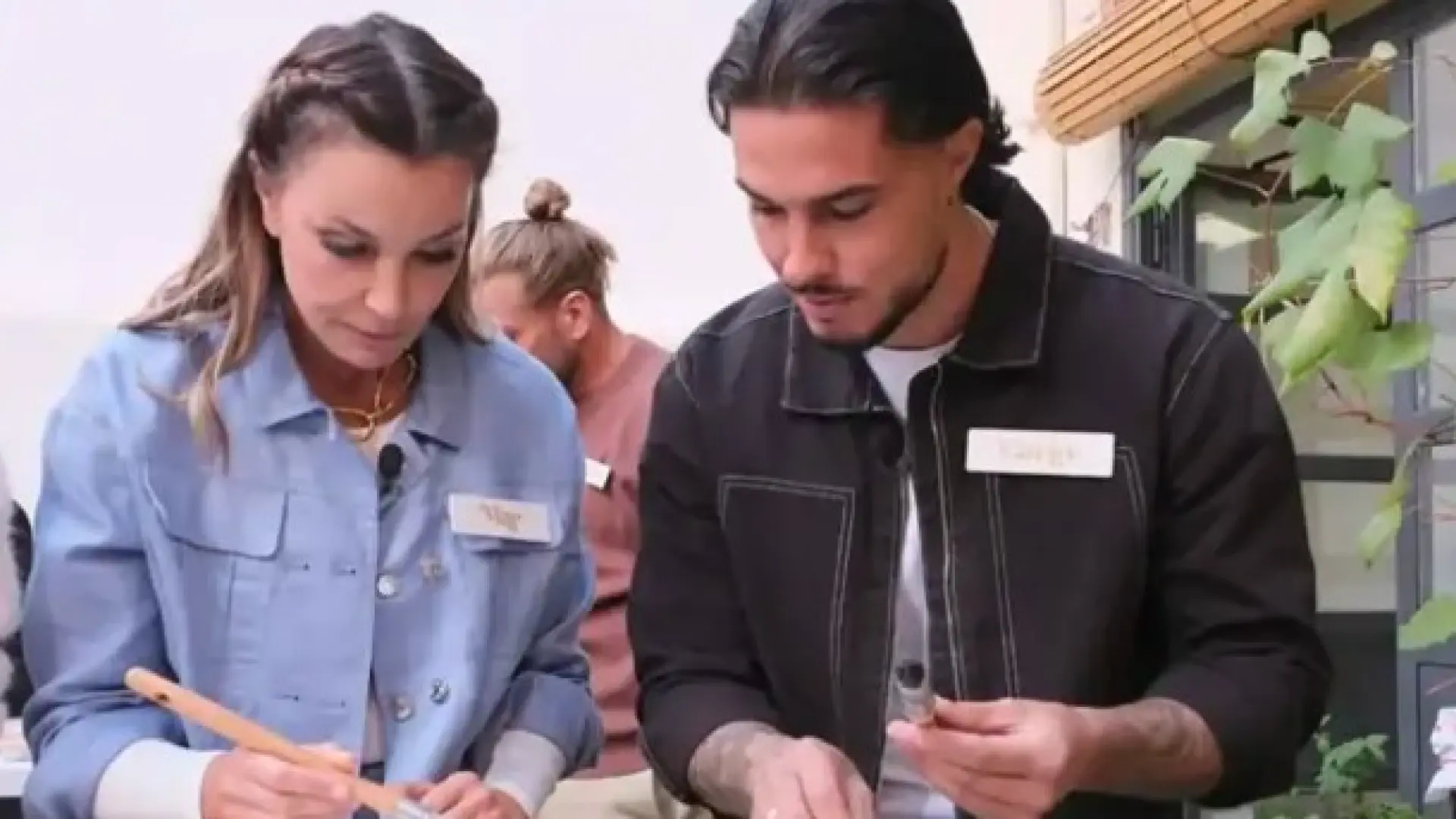 Mar Flores confiesa, entre lágrimas en ‘DecoMasters’, que sus hijos «van al psicólogo todo el rato»: «Estoy muy preocupada»