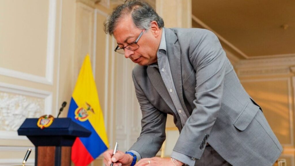 Presidente Gustavo Petro anunció que firmará este jueves el decreto de emergencia económica