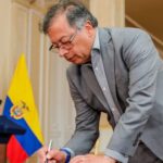 Presidente Gustavo Petro anunció que firmará este jueves el decreto de emergencia económica Presidente Gustavo Petro anunció que firmará este jueves el decreto de emergencia económica