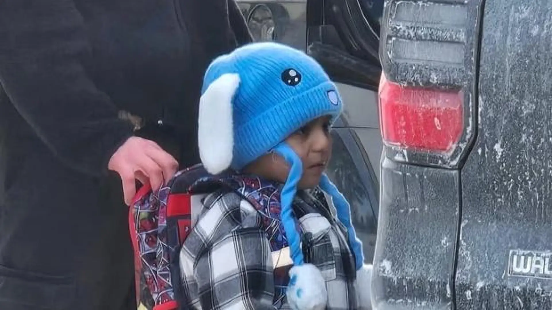 Un juez de Texas ordena excarcelar al niño de cinco años Liam Conejo Ramos y a su padre, detenidos por agentes federales Un juez de Texas ordena excarcelar al niño de cinco años Liam Conejo Ramos y a su padre, detenidos por agentes federales