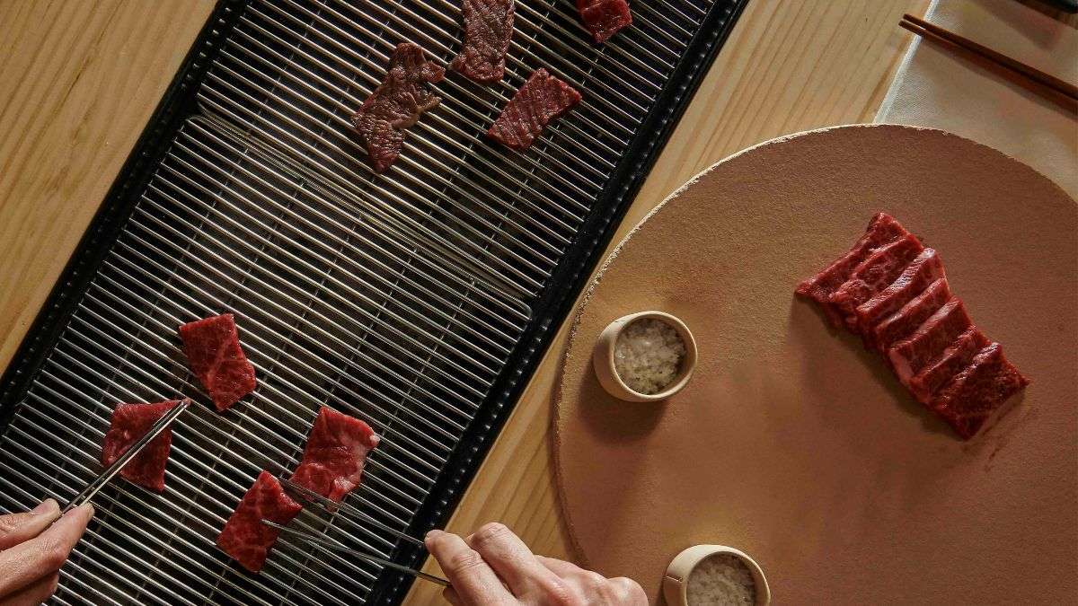 Este es el japonés más auténtico de Madrid: ritual de bienvenida, siete mesas y Wagyu que solo Japón autoriza