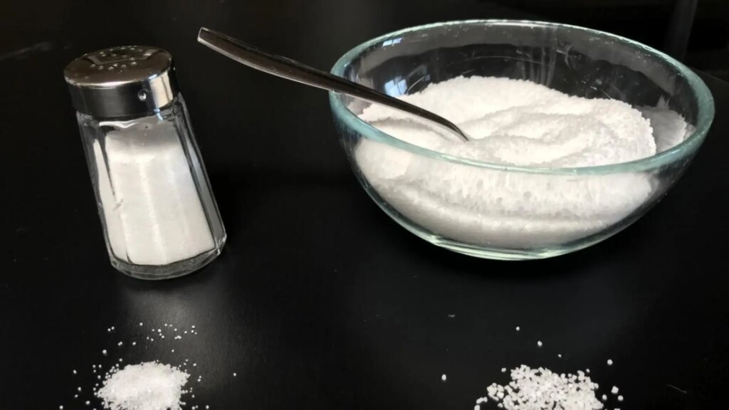 Esta es la cantidad exacta de alimentos salados que puedes consumir sin poner en riesgo tu salud, según la ciencia
