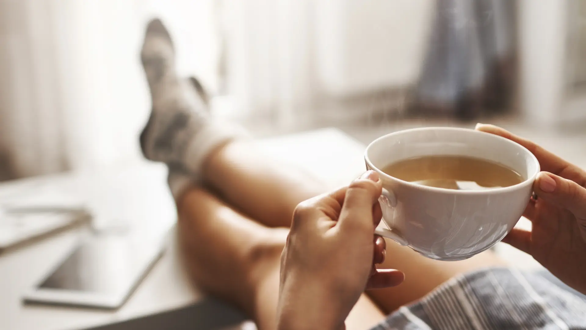 ¿Café en ayunas? Por qué tu cortisol podría estar pidiéndote que esperes 90 minutos