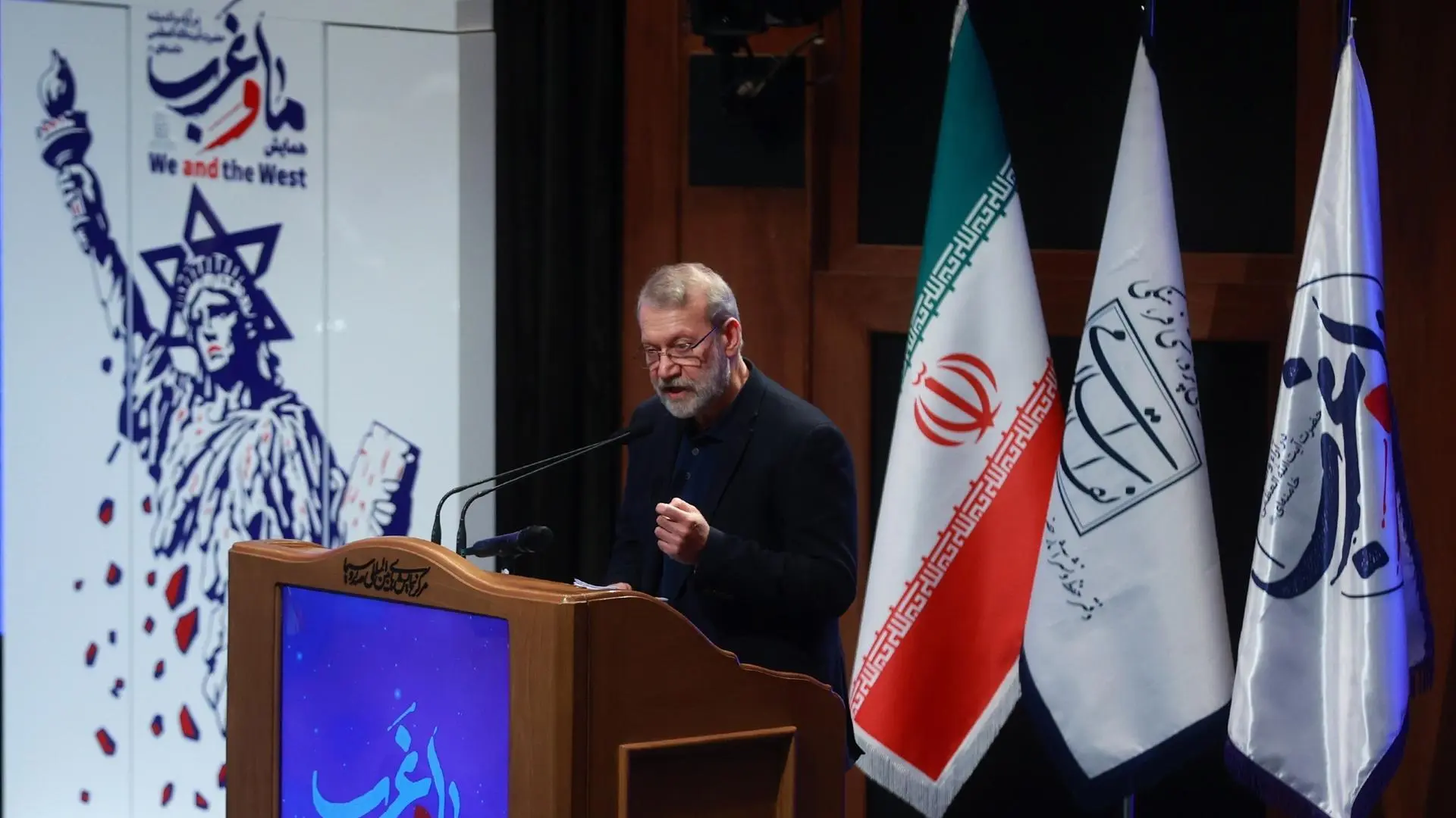 Ali Larijani asegura que la «red de Epstein» está conspirando para incriminar a Irán en un futuro «incidente similar al del 11S»