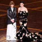 Anne Hathaway y Anna Wintour, protagonistas de uno de los mejores momentos de los premios Oscar 2026 con estilismos ‘a juego’