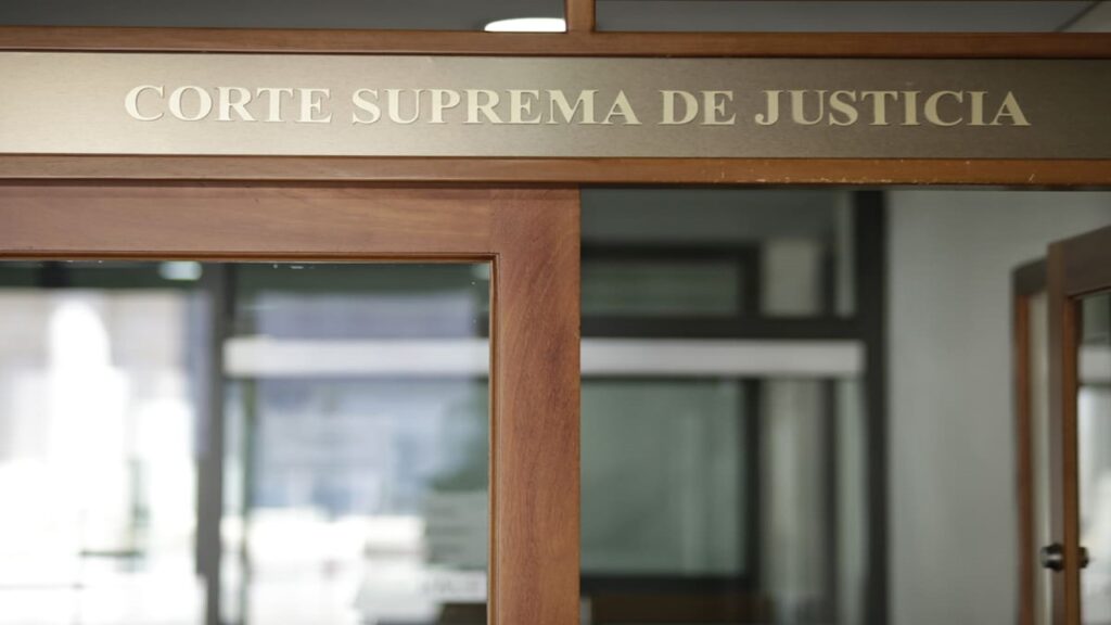 Ponencia que estudia la Corte Suprema daría cárcel a cinco congresistas y un exparlamentario por caso UNGRD