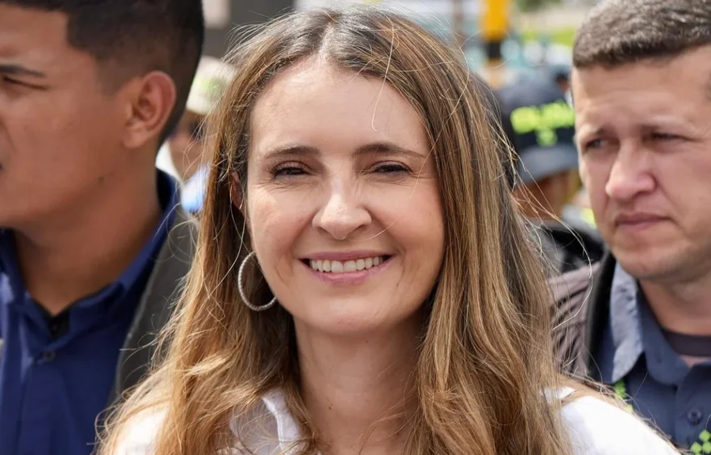 Paloma Valencia cierra campaña en Bogotá con multitudinario respaldo y un mensaje de «Mano de Hierro» contra la criminalidad