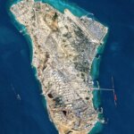 Irán denuncia un ataque de EEUU e Israel a la isla de Kharg que ha incendiado un barco de pasajeros sin que haya daños personales