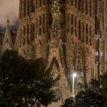 La Cibeles, la Sagrada Familia y la Torre del Oro apagan sus luces en la Hora del Planeta