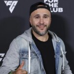 el DJ comparte en redes una foto con su madre, Isabel Pantoja