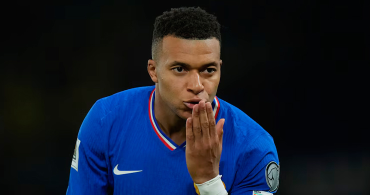 Kylian Mbappé tendría que ser convocado por Francia para el partido contra Colombia