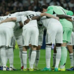 Multa de 15.000 euros al Madrid y advertencia de cierre por la actitud del público ante el Benfica