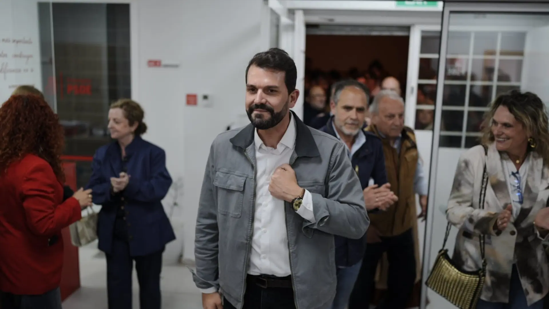 Álvaro Sánchez Cotrina gana las primarias y se convierte en el nuevo secretario general del PSOE de Extremadura