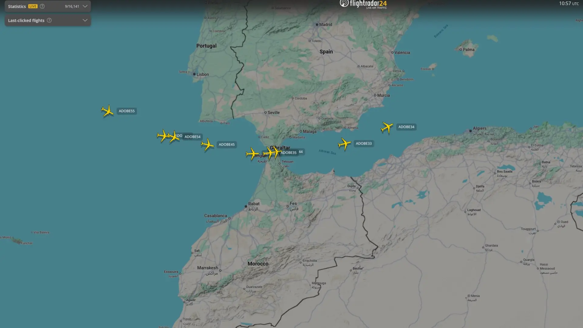 Aviones militares de reabastecimiento aéreo de EEUU cruzan en formación el Estrecho de Gibraltar rumbo a Oriente Próximo