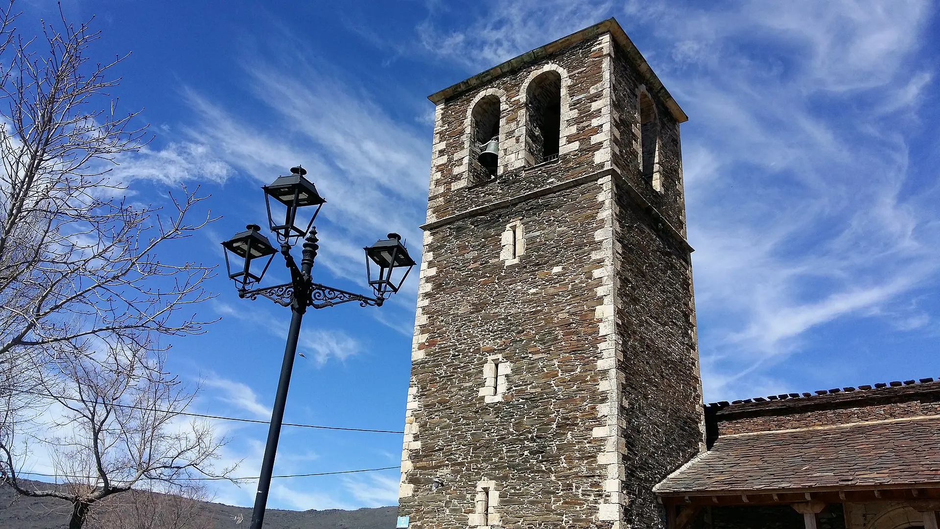 Campillo de Ranas, ‘el pueblo de las bodas’, no puede inscribir los matrimonios por falta de secretario