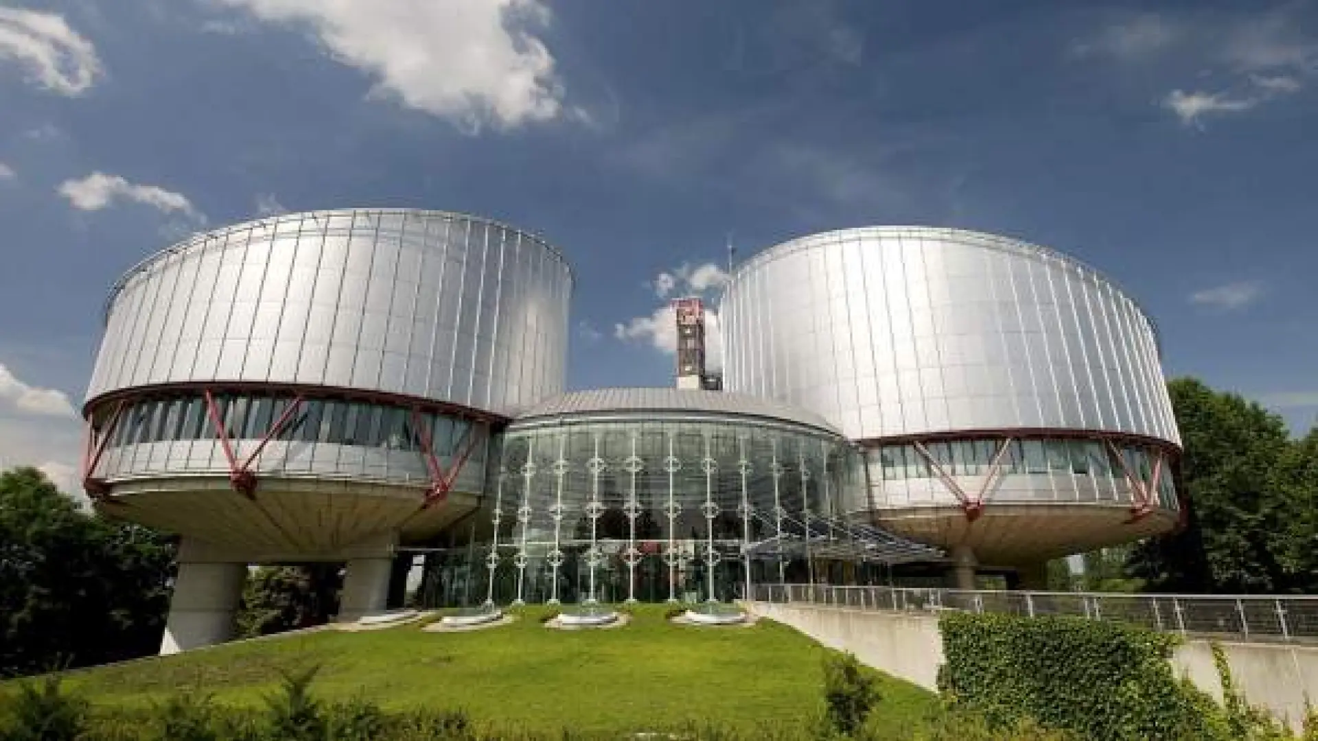 El presidente del TEDH defiende en el Supremo la independencia judicial ante «ataques» contra los jueces y su «legitimidad»