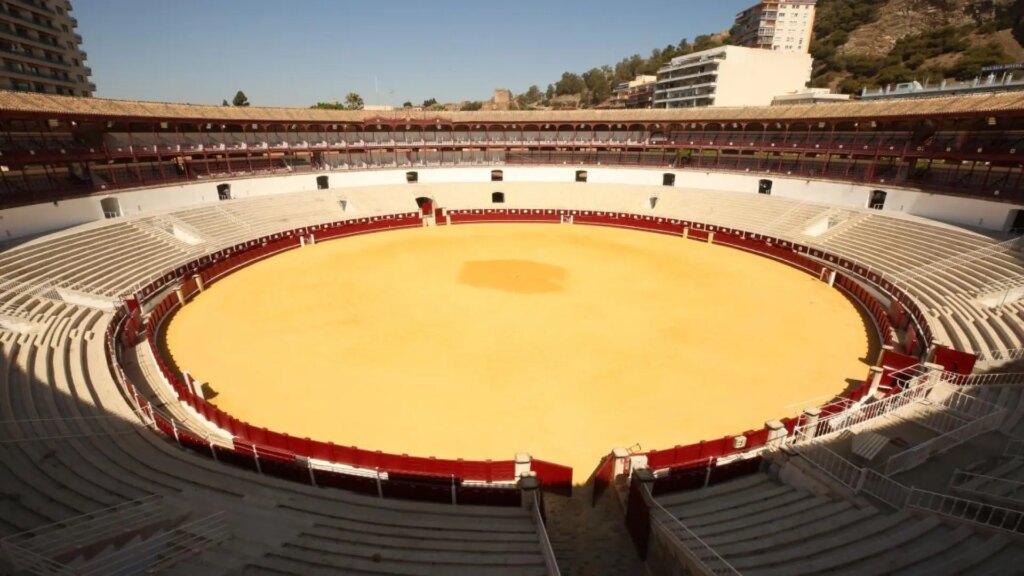 Muere un extorero y actual trabajador de la plaza de La Malagueta tras ser embestido por un toro