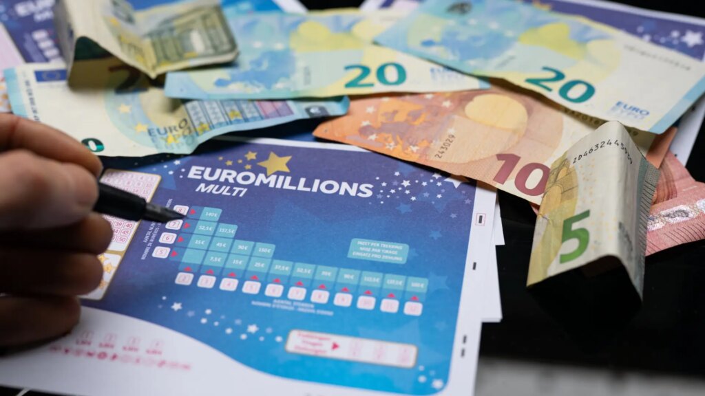 Un acertante se lleva un millón de euros del sorteo de Euromillones