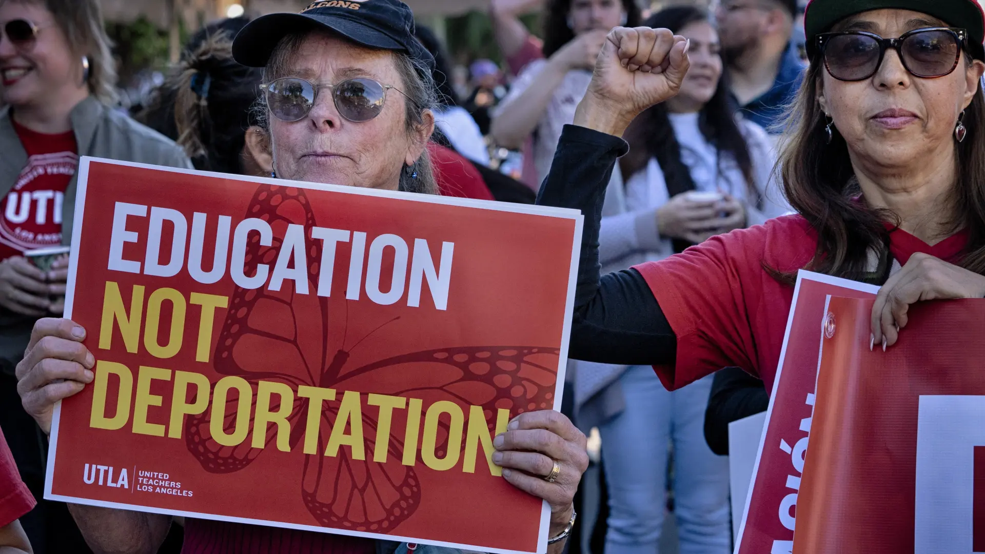 Una corte de apelaciones falla en contra de la política de detención de migrantes de Trump