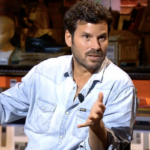 una médium, malas energías y su padre durmiendo en un hotel