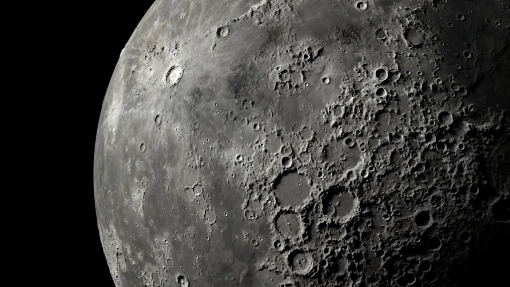 ¿Cuándo se vio por primera vez la cara oculta de la Luna y qué hay en ella?