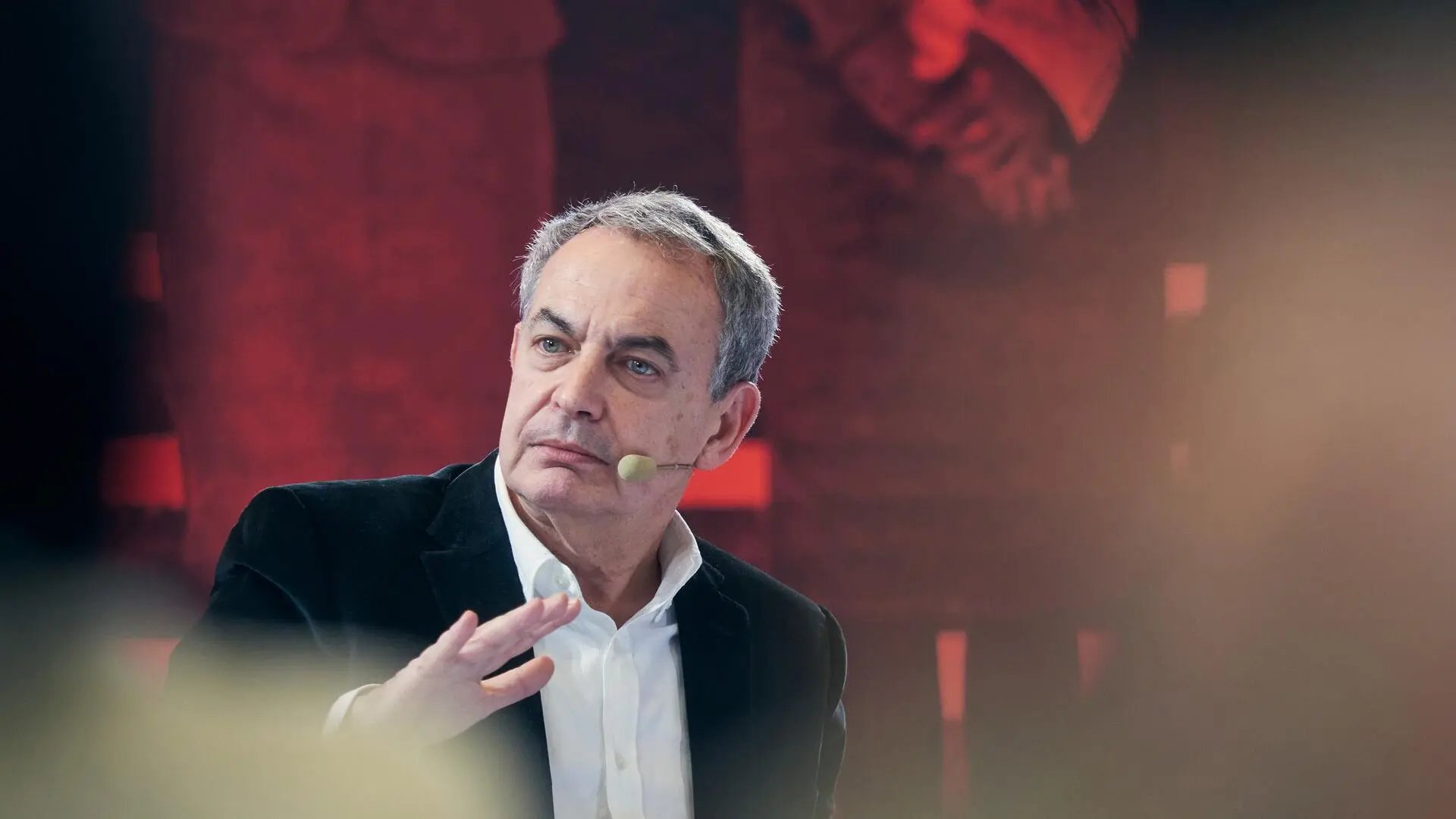 El juez bloquea las cuentas bancarias de Zapatero El juez bloquea las cuentas bancarias de Zapatero