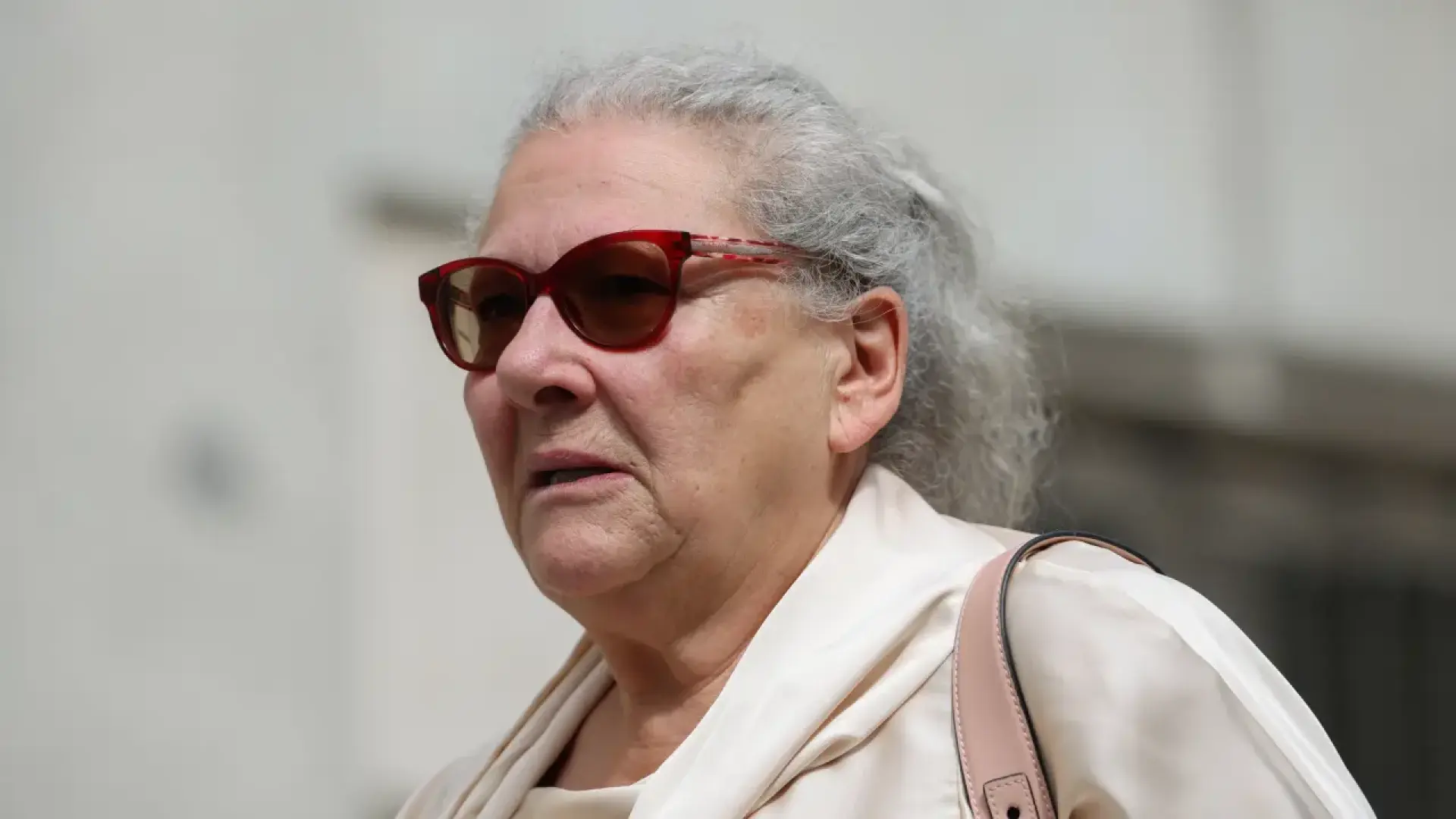 El juez sospecha que las ‘cloacas’ del PSOE ofrecieron 50.000 euros a Carmen Pano para cambiar su versión sobre las bolsas en Ferraz