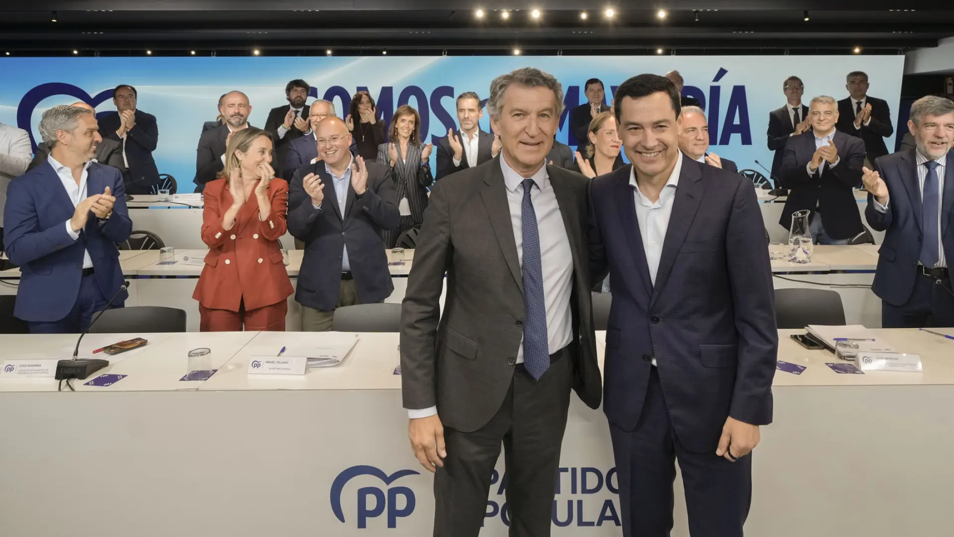 Juanma Moreno intentará gobernar solo sin que Vox aclare si exigirá entrar en la Junta de Andalucía