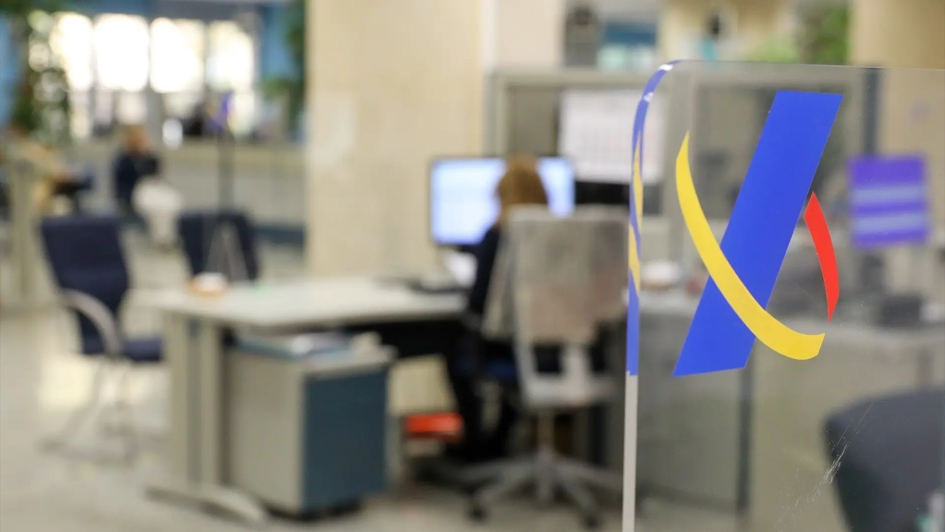 La Agencia Tributaria empieza este lunes a atender en sus oficinas a los contribuyentes para la Renta