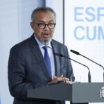La OMS insiste en que «el riesgo de un brote mayor» es «muy bajo» aunque avisa de que la situación «puede cambiar»