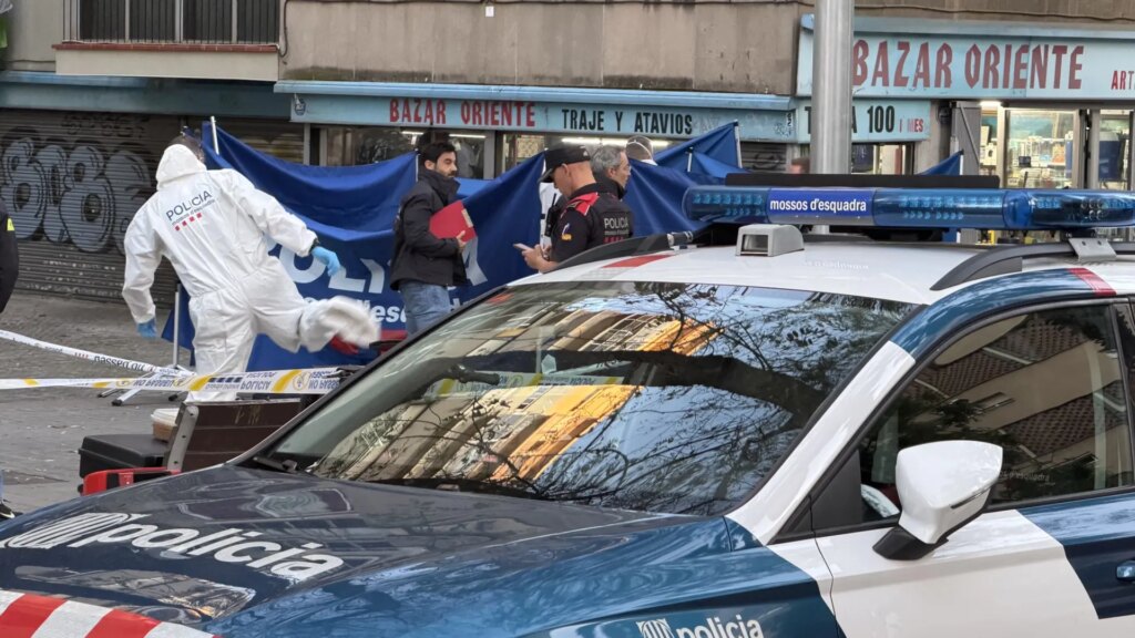Matan a un hombre a tiros en una calle del barrio de la Marina de Barcelona Matan a un hombre a tiros en una calle del barrio de la Marina de Barcelona