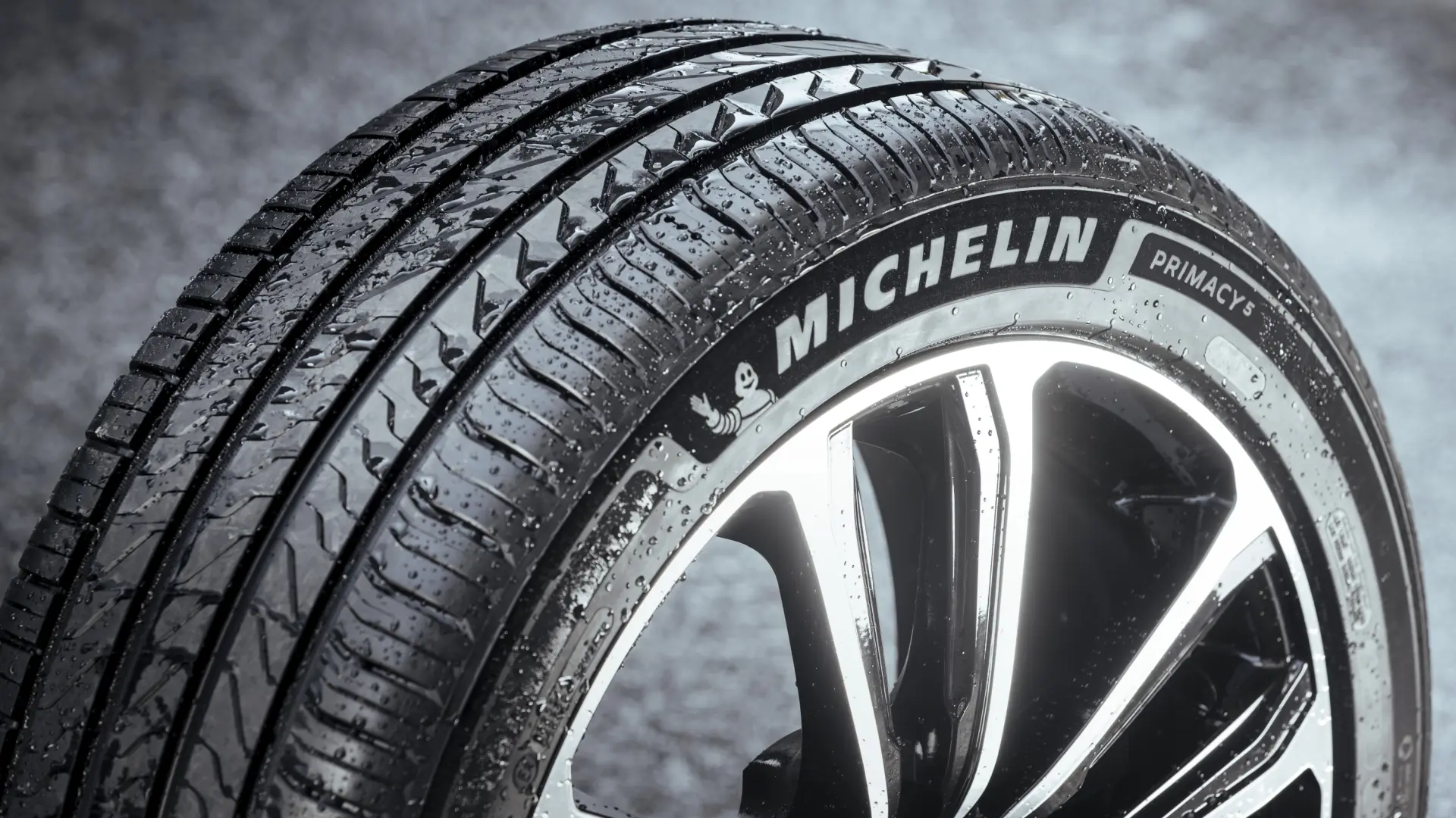 Michelin reduce el ruido de rodadura con una innovadora solución que va dentro del neumático