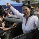 Perú entra en la segunda vuelta de las presidenciales con Keiko Fujimori y Roberto Sánchez Perú entra en la segunda vuelta de las presidenciales con Keiko Fujimori y Roberto Sánchez