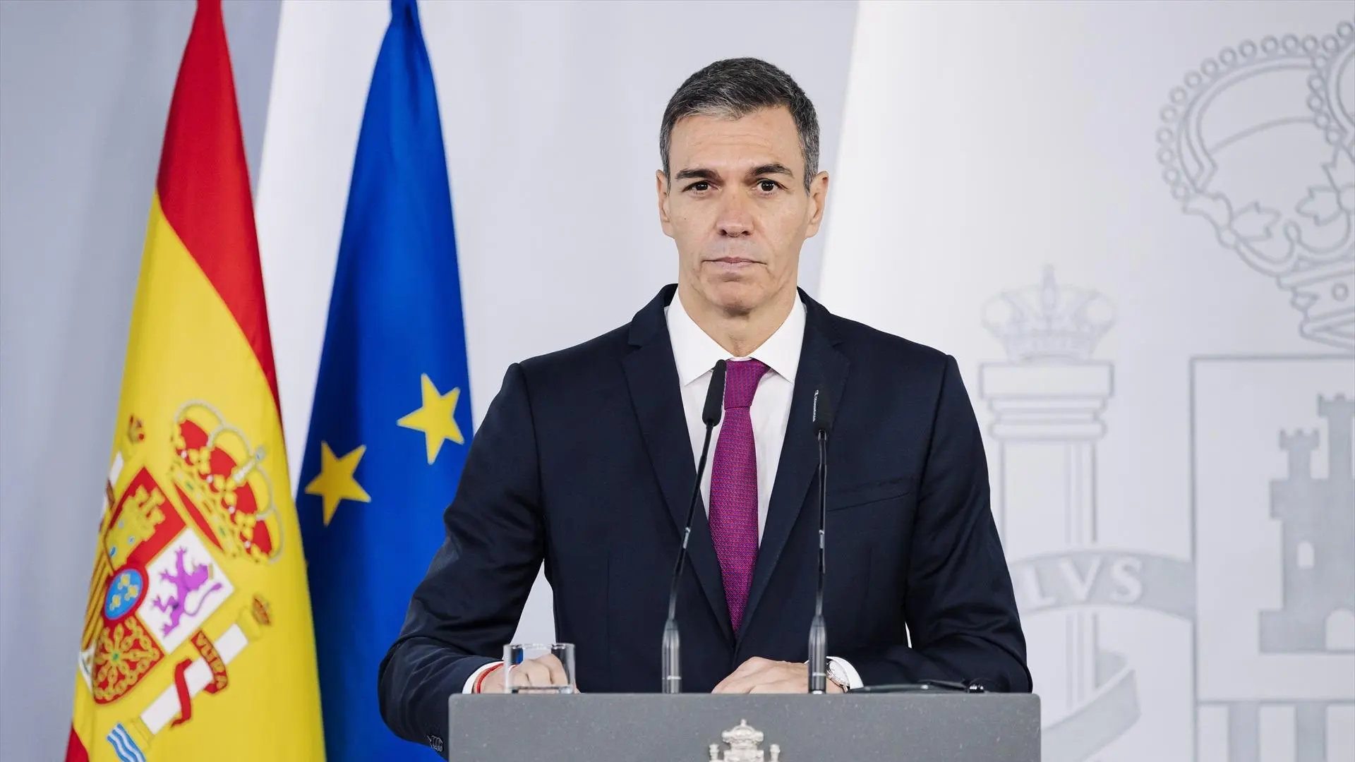 Sánchez habla de «violación inaceptable del derecho internacional»