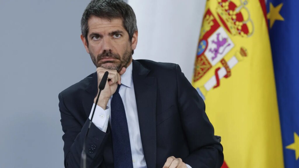 Urtasun pide al PSOE «más explicaciones» y reconoce la «decepción» de muchos ciudadanos Urtasun pide al PSOE «más explicaciones» y reconoce la «decepción» de muchos ciudadanos