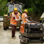 Kevin Bernal destaca inicio de obras de rehabilitación vial en San Andrés.
