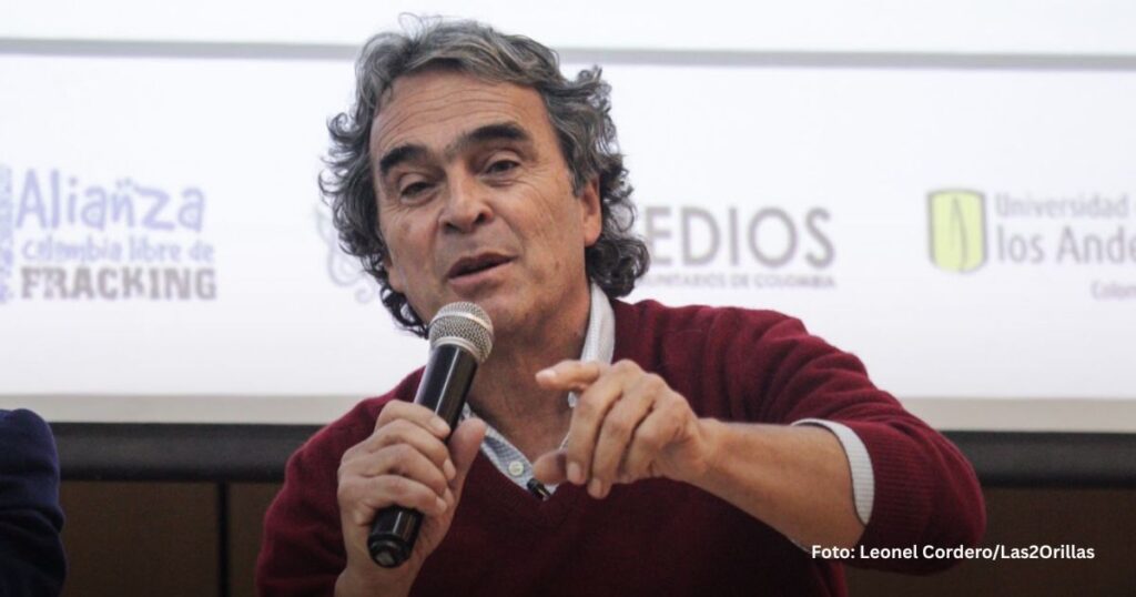 ¿Puede Sergio Fajardo ser el puente en un país roto entre dos extremos?
