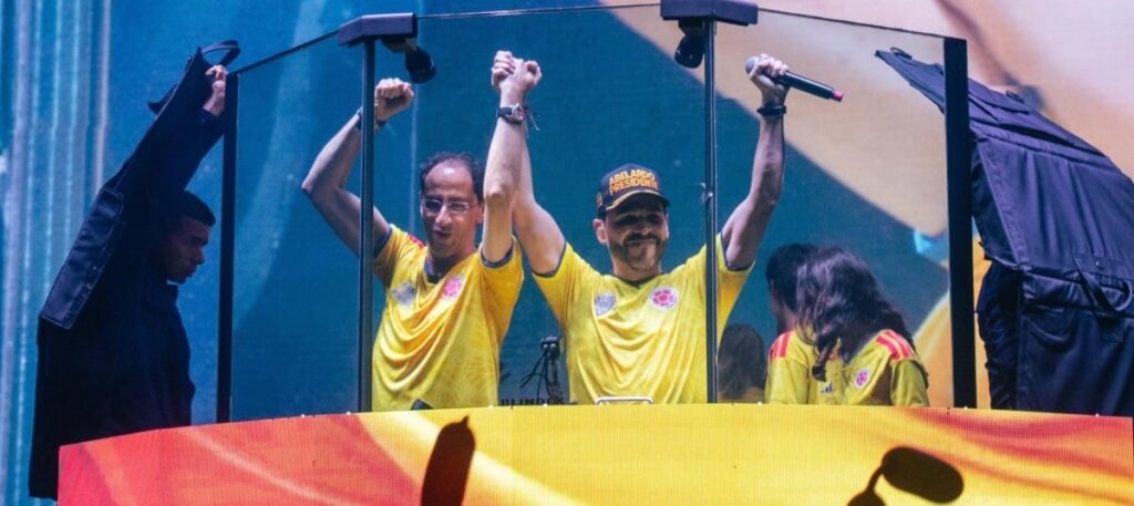 Abelardo de la Espriella, el antipolítico que se conectó con el país y ganó Abelardo de la Espriella, el antipolítico que se conectó con el país y ganó