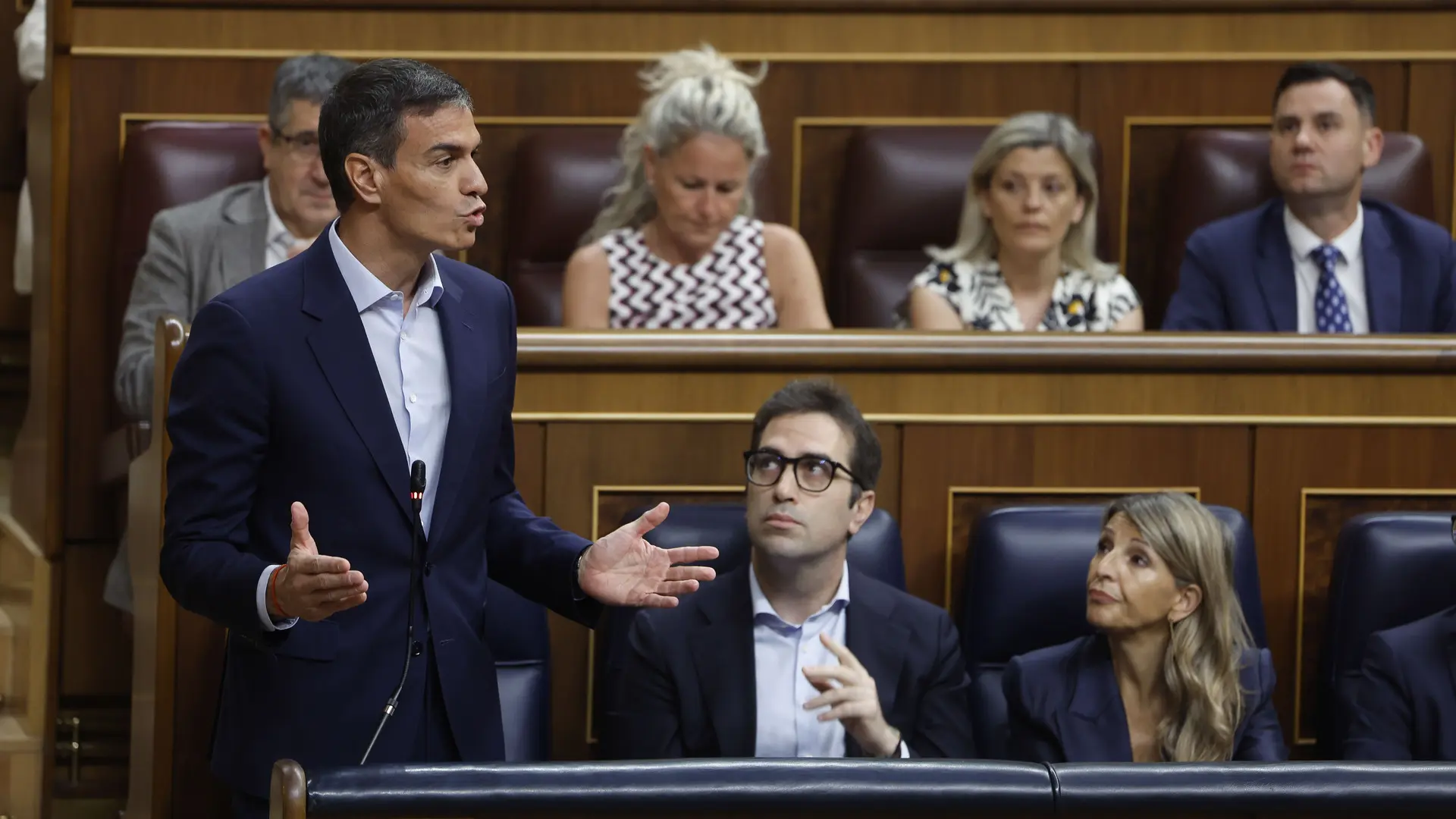 El Congreso vota la próxima semana instar a Sánchez a una cuestión de confianza y la Mesa vuelve a tumbar pedir un adelanto electoral El Congreso vota la próxima semana instar a Sánchez a una cuestión de confianza y la Mesa vuelve a tumbar pedir un adelanto electoral