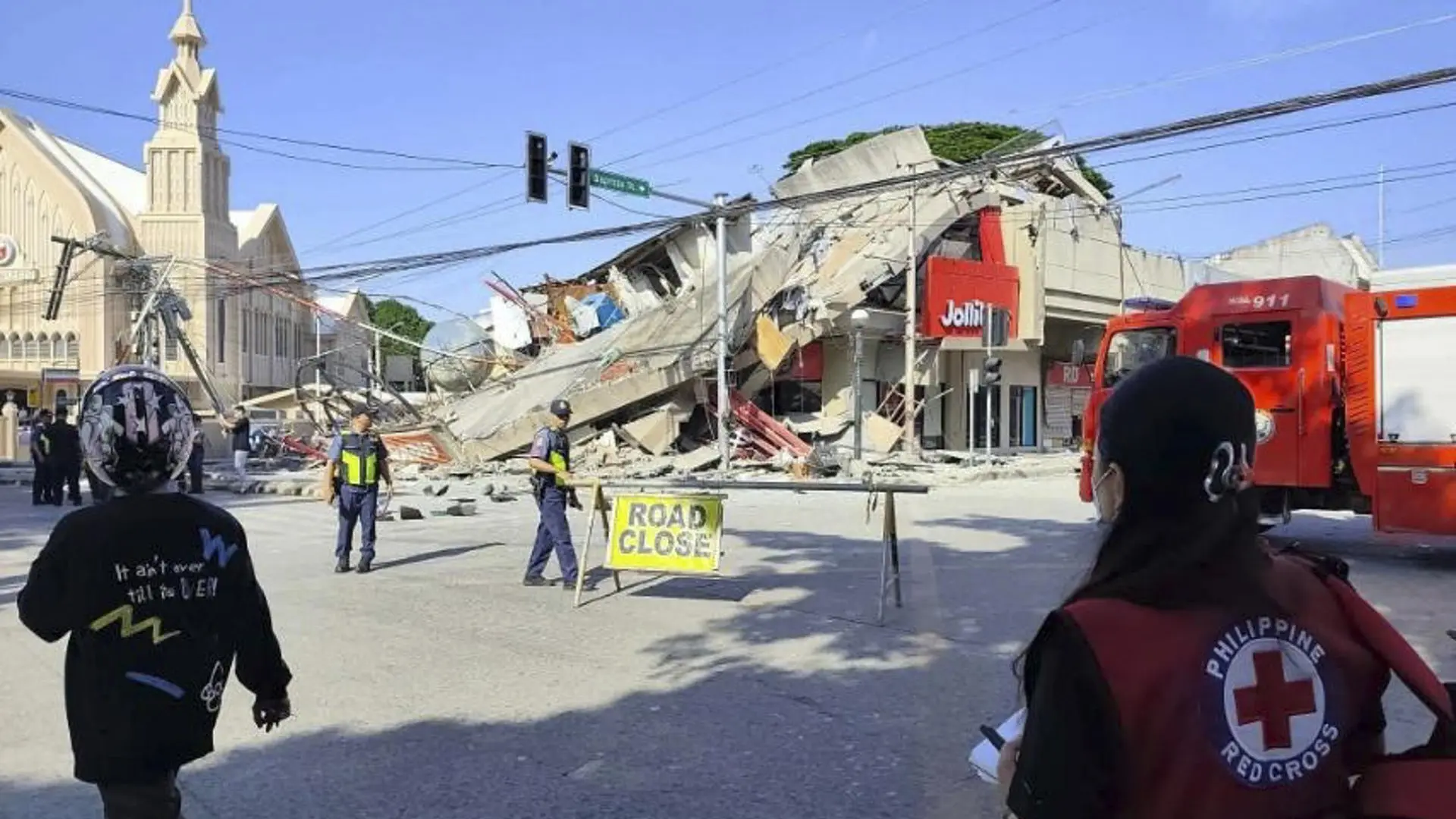 El terremoto de magnitud 7,8 que sacudió el sur de Filipinas elevó el lecho marino hasta dos metros