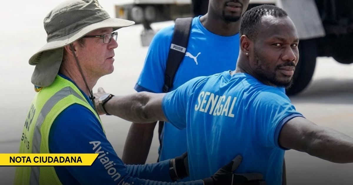 Ni siquiera los futbolistas del Mundial se salvaron de los estrictos controles migratorios de Estados Unidos Ni siquiera los futbolistas del Mundial se salvaron de los estrictos controles migratorios de Estados Unidos