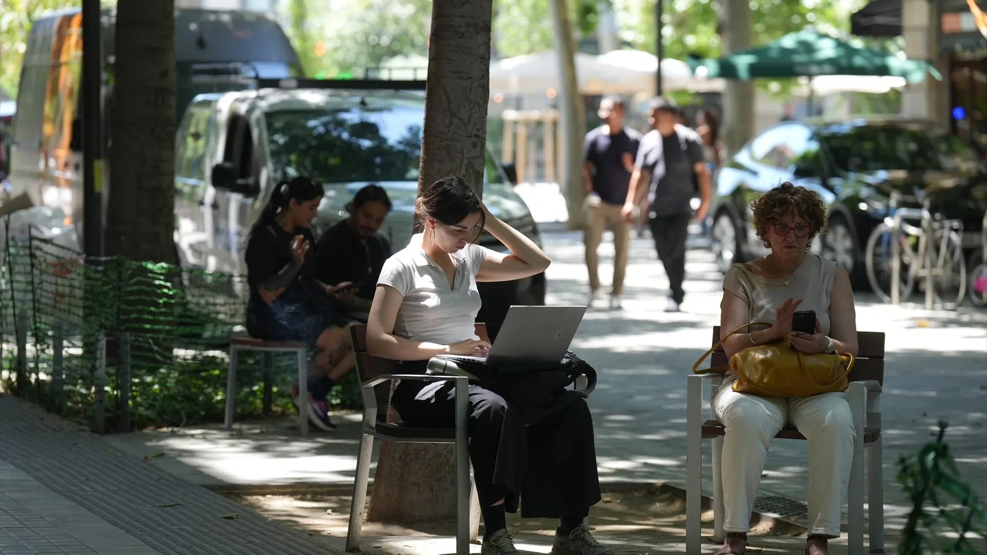 Protecció Civil alerta de calor nocturno «muy intenso» en el litoral y prelitoral de Catalunya Protecció Civil alerta de calor nocturno «muy intenso» en el litoral y prelitoral de Catalunya