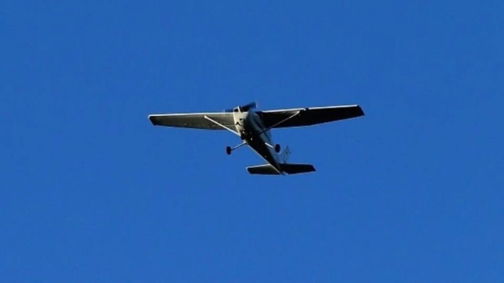 Tres muertos al estrellarse una avioneta en una zona residencial cerca de Washington