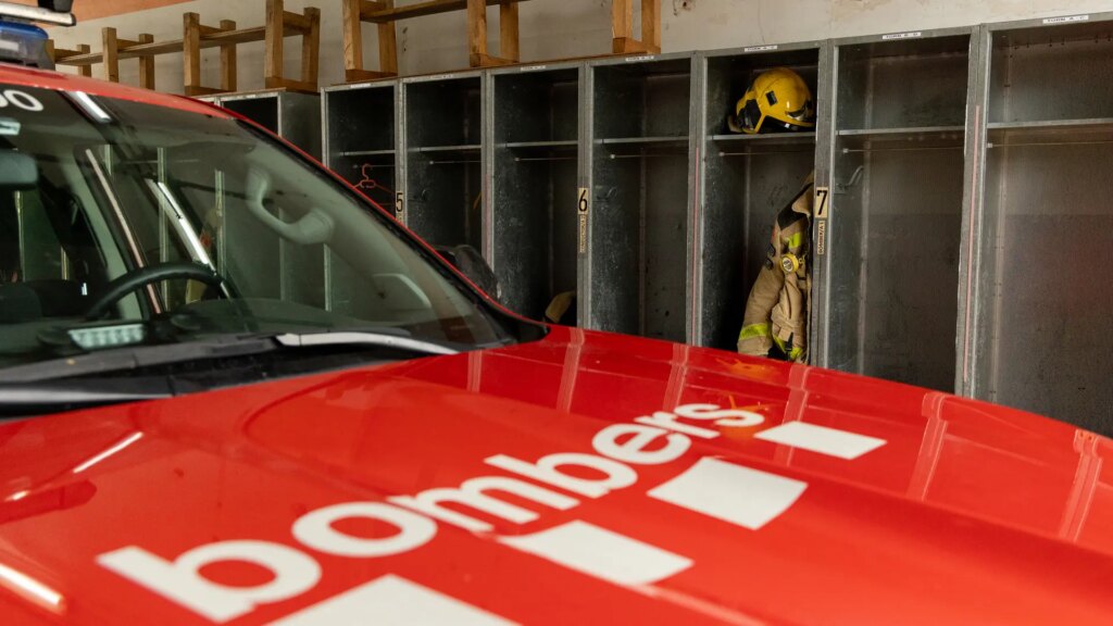 Un hombre muere en un incendio en una parcela de Montbrió del Camp