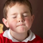 Los pediatras alertan de las «modas alimentarias» de los padres que imponen a sus hijos: «Hay riesgo de desnutrición»